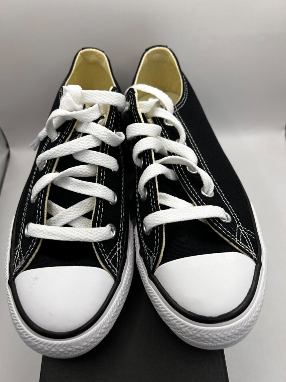 Converse Chuck Taylor All Star Low Black White Size 2 Youth New With Box